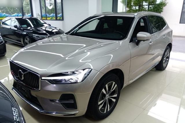 Used Volvo XC60 2023 B5 4x4 Smart Luxury Edition