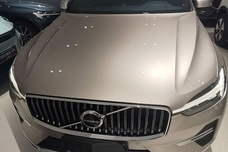 Used Volvo XC60 2023 B5 4x4 Smart Luxury Edition Front