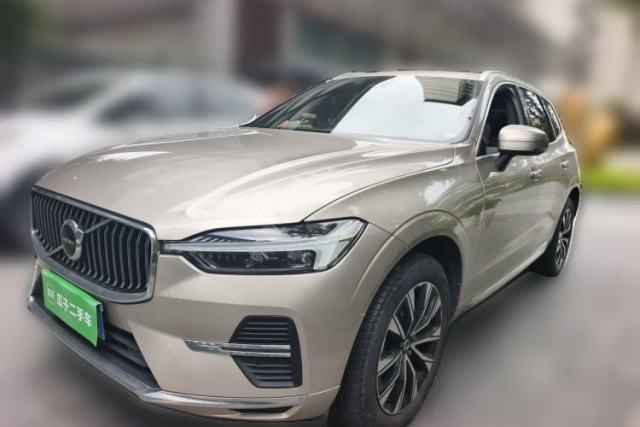Used Volvo XC60 2023 B5 4x4 Smart Luxury Edition