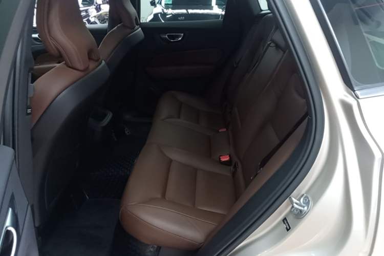 Used Volvo XC60 2023 B5 4x4 Smart Luxury Edition Left Rear Seat