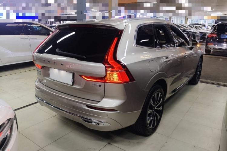 Used Volvo XC60 2023 B5 4x4 Smart Luxury Edition Rear Right 45 Deg