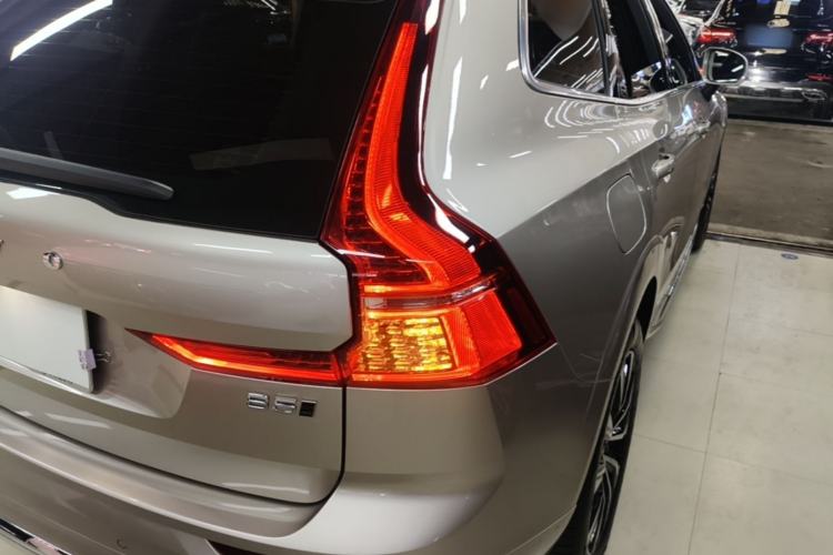 Used Volvo XC60 2023 B5 4x4 Smart Luxury Edition Right Rear Taillight