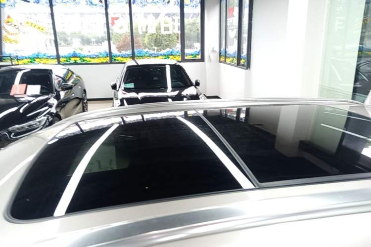 Used Volvo XC60 2023 B5 4x4 Smart Luxury Edition Roof