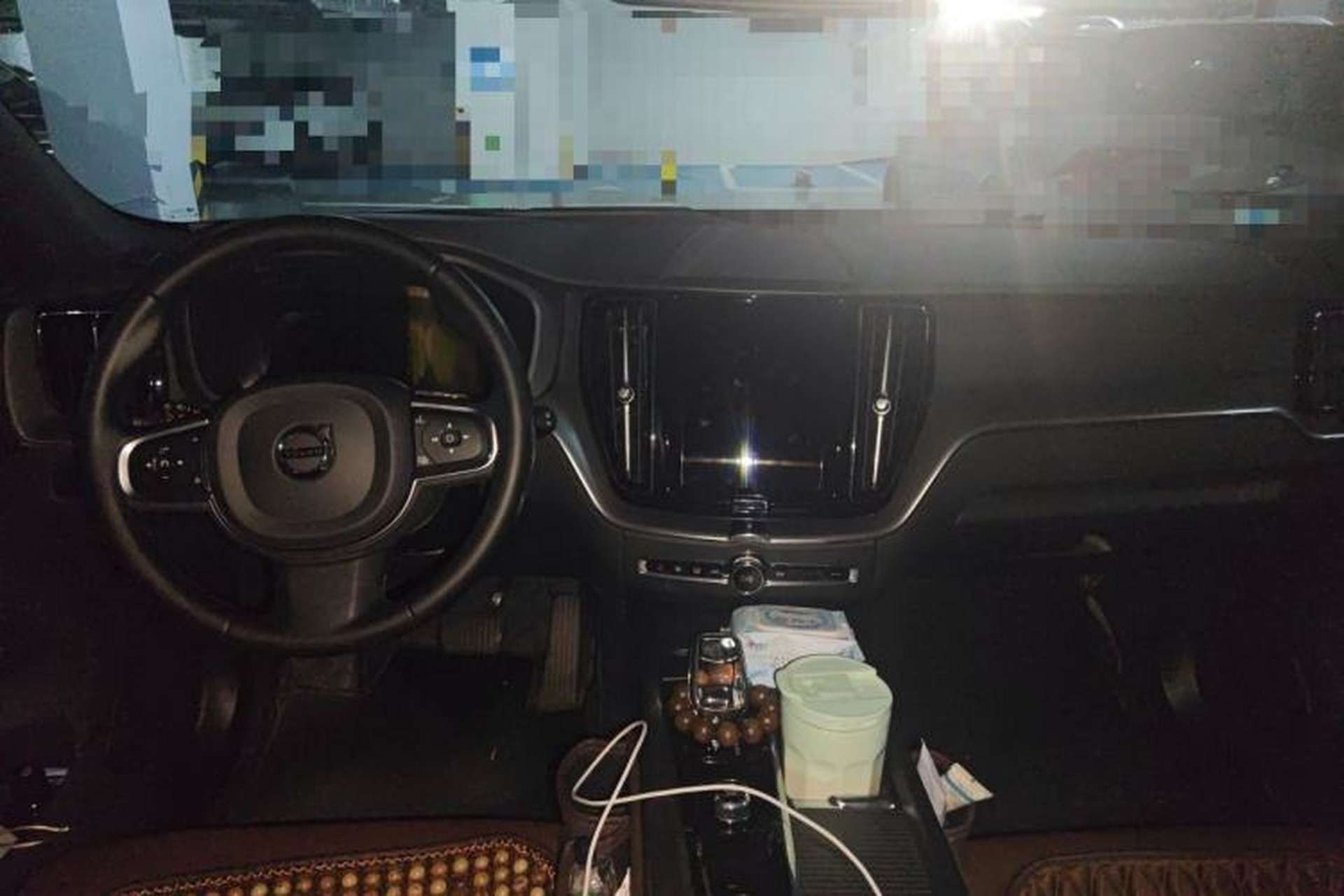 Used Volvo XC60 2024 B5 4x4 Smart Luxury Edition Center Console