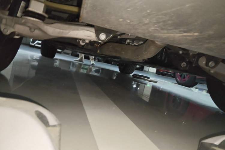 Used Volvo XC60 2024 B5 4x4 Smart Luxury Edition Chassis Front
