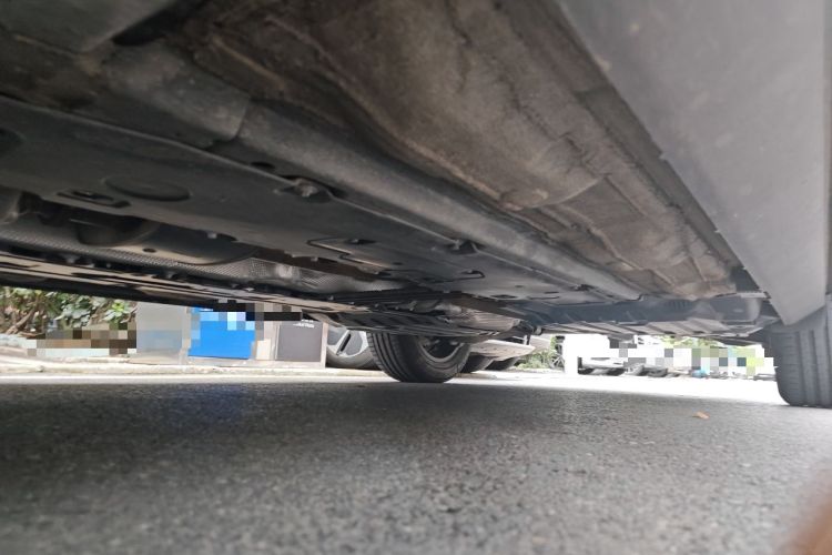 Used Volvo XC60 2024 B5 4x4 Smart Luxury Edition Chassis Front Left