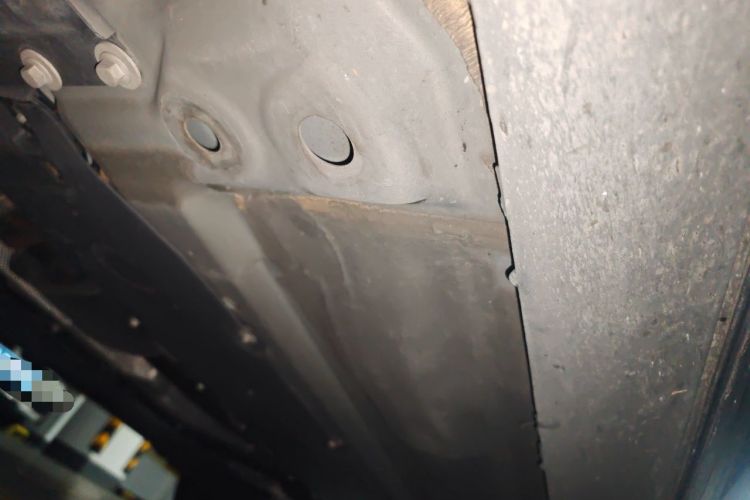Used Volvo XC60 2024 B5 4x4 Smart Luxury Edition Chassis Front Left