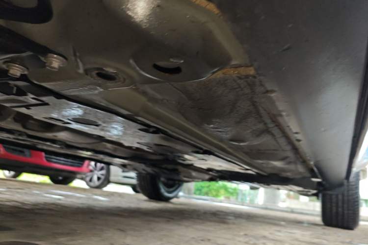 Used Volvo XC60 2024 B5 4x4 Smart Luxury Edition Chassis Front Left