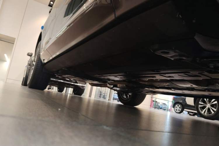 Used Volvo XC60 2024 B5 4x4 Smart Luxury Edition Chassis Front Right