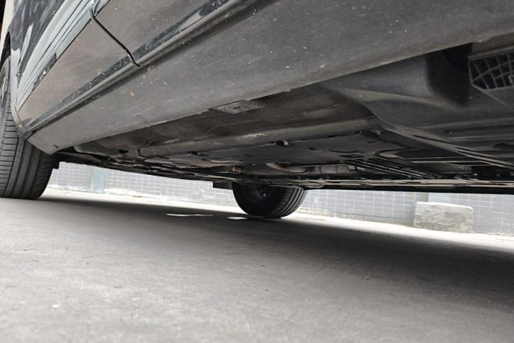 Used Volvo XC60 2024 B5 4x4 Smart Luxury Edition Chassis Rear Left