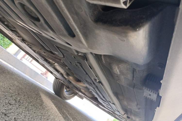 Used Volvo XC60 2024 B5 4x4 Smart Luxury Edition Chassis Rear Right