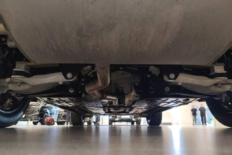 Used Volvo XC60 2024 B5 4x4 Smart Luxury Edition Chassis Rear