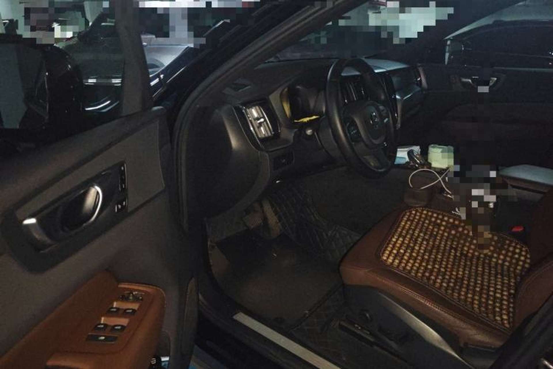 Used Volvo XC60 2024 B5 4x4 Smart Luxury Edition Driver Seat