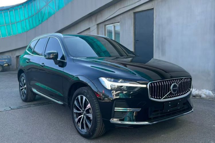 Used Volvo XC60 2024 B5 4x4 Smart Luxury Edition Exterior 1
