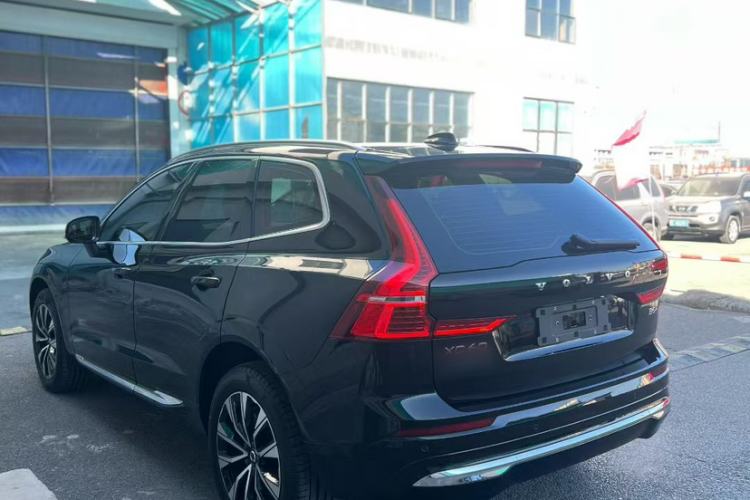 Used Volvo XC60 2024 B5 4x4 Smart Luxury Edition Exterior 2
