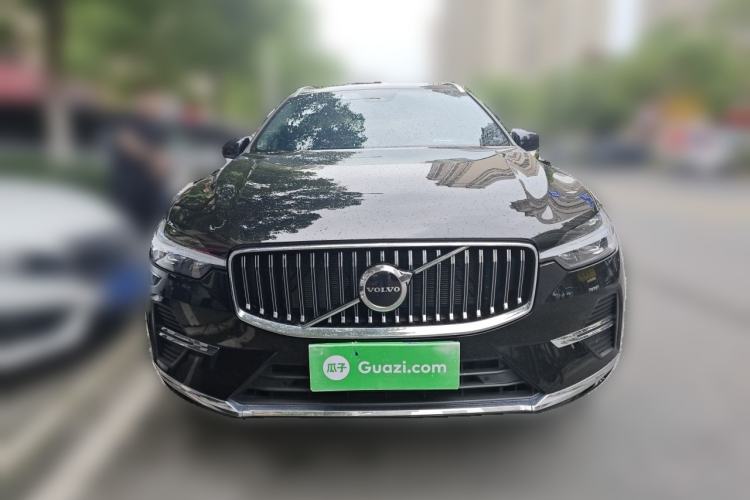 Used Volvo XC60 2024 B5 4x4 Smart Luxury Edition Front