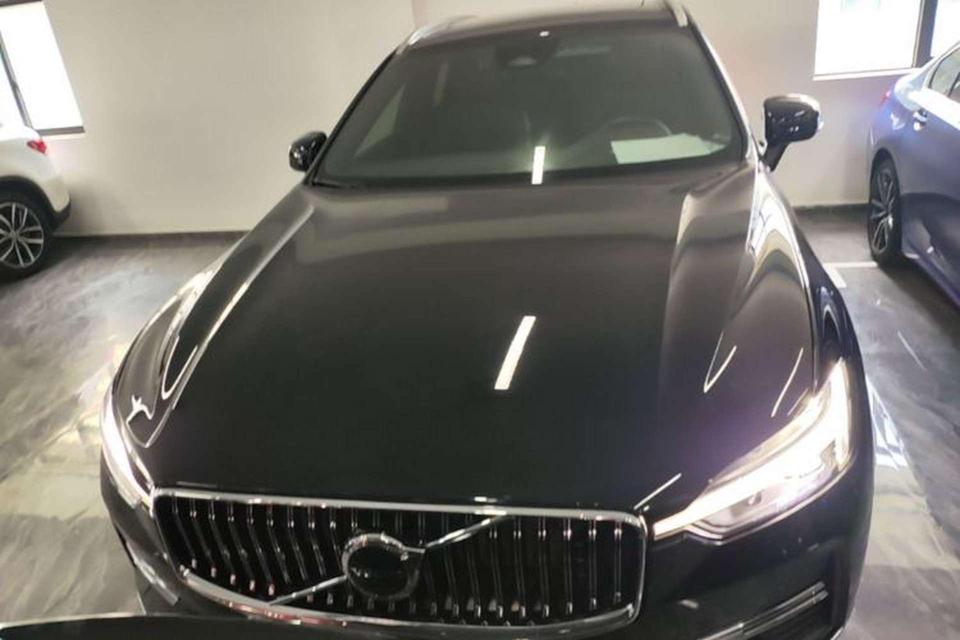 Used Volvo XC60 2024 B5 4x4 Smart Luxury Edition Front