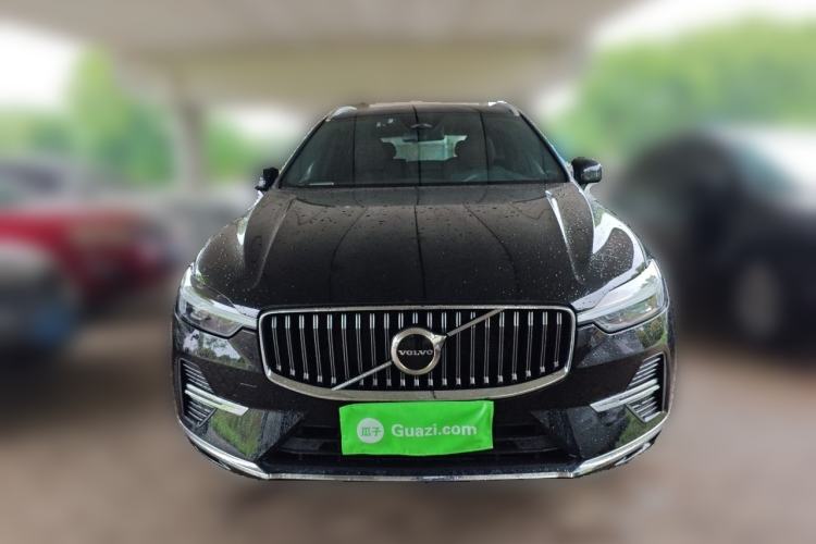 Used Volvo XC60 2024 B5 4x4 Smart Luxury Edition Front