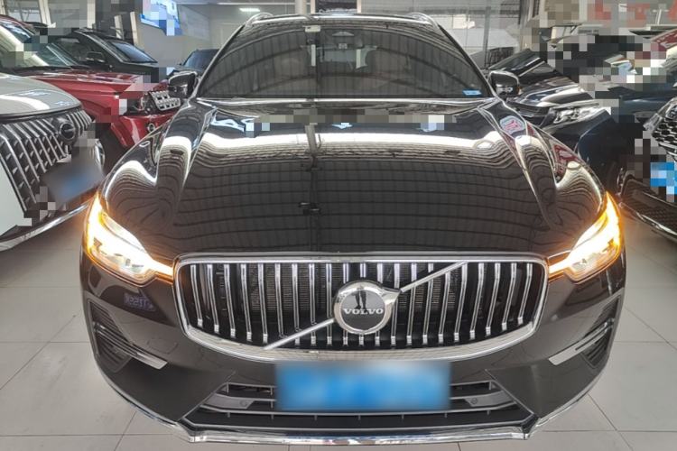 Used Volvo XC60 2024 B5 4x4 Smart Luxury Edition Front