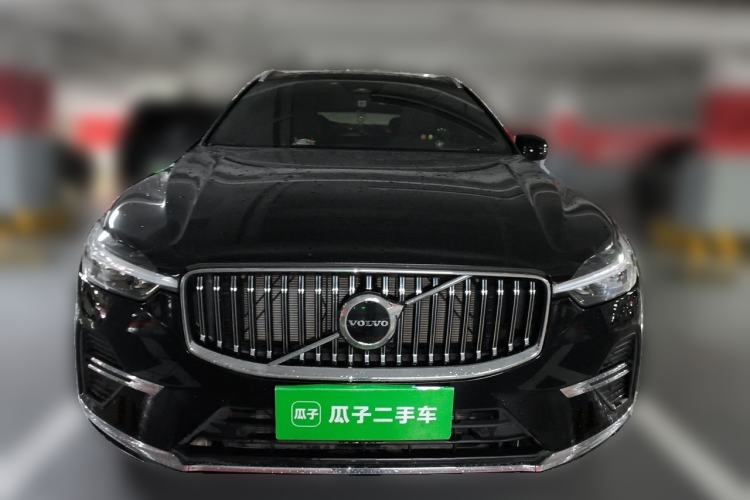 Used Volvo XC60 2024 B5 4x4 Smart Luxury Edition Front
