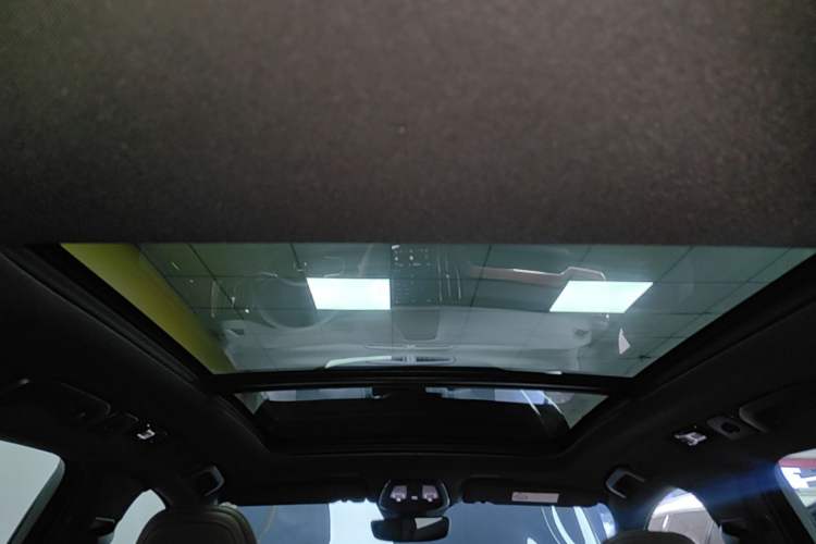 Used Volvo XC60 2024 B5 4x4 Smart Luxury Edition Headliner