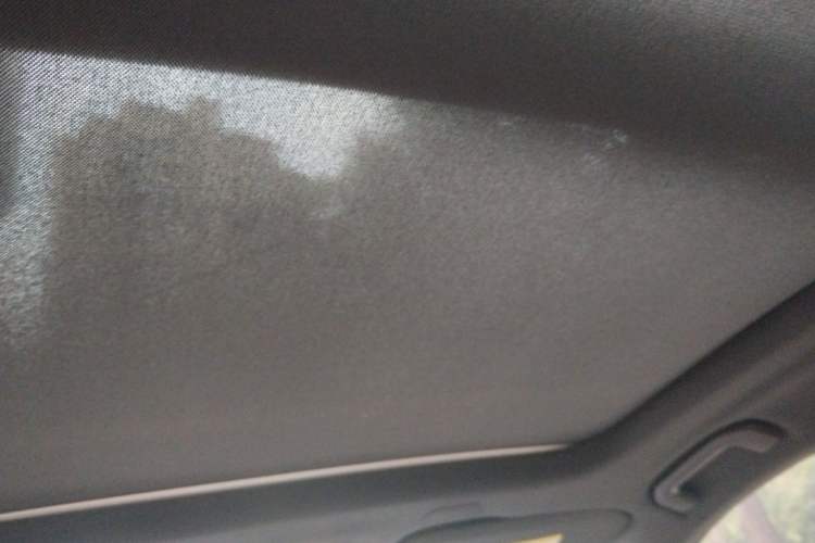 Used Volvo XC60 2024 B5 4x4 Smart Luxury Edition Headliner