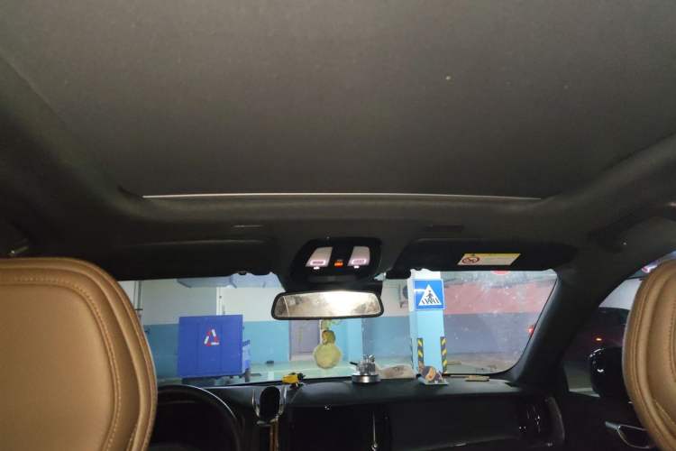 Used Volvo XC60 2024 B5 4x4 Smart Luxury Edition Headliner