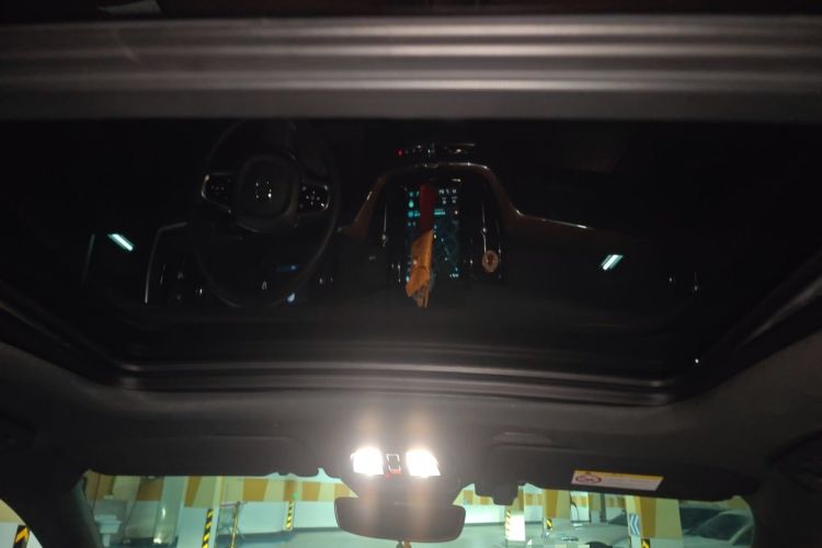 Used Volvo XC60 2024 B5 4x4 Smart Luxury Edition Headliner