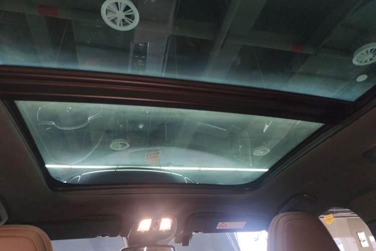 Used Volvo XC60 2024 B5 4x4 Smart Luxury Edition Headliner