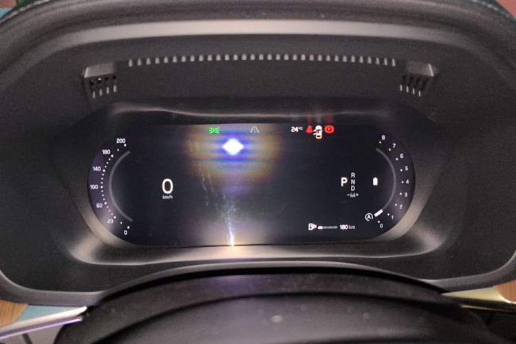 Used Volvo XC60 2024 B5 4x4 Smart Luxury Edition Instrument Cluster