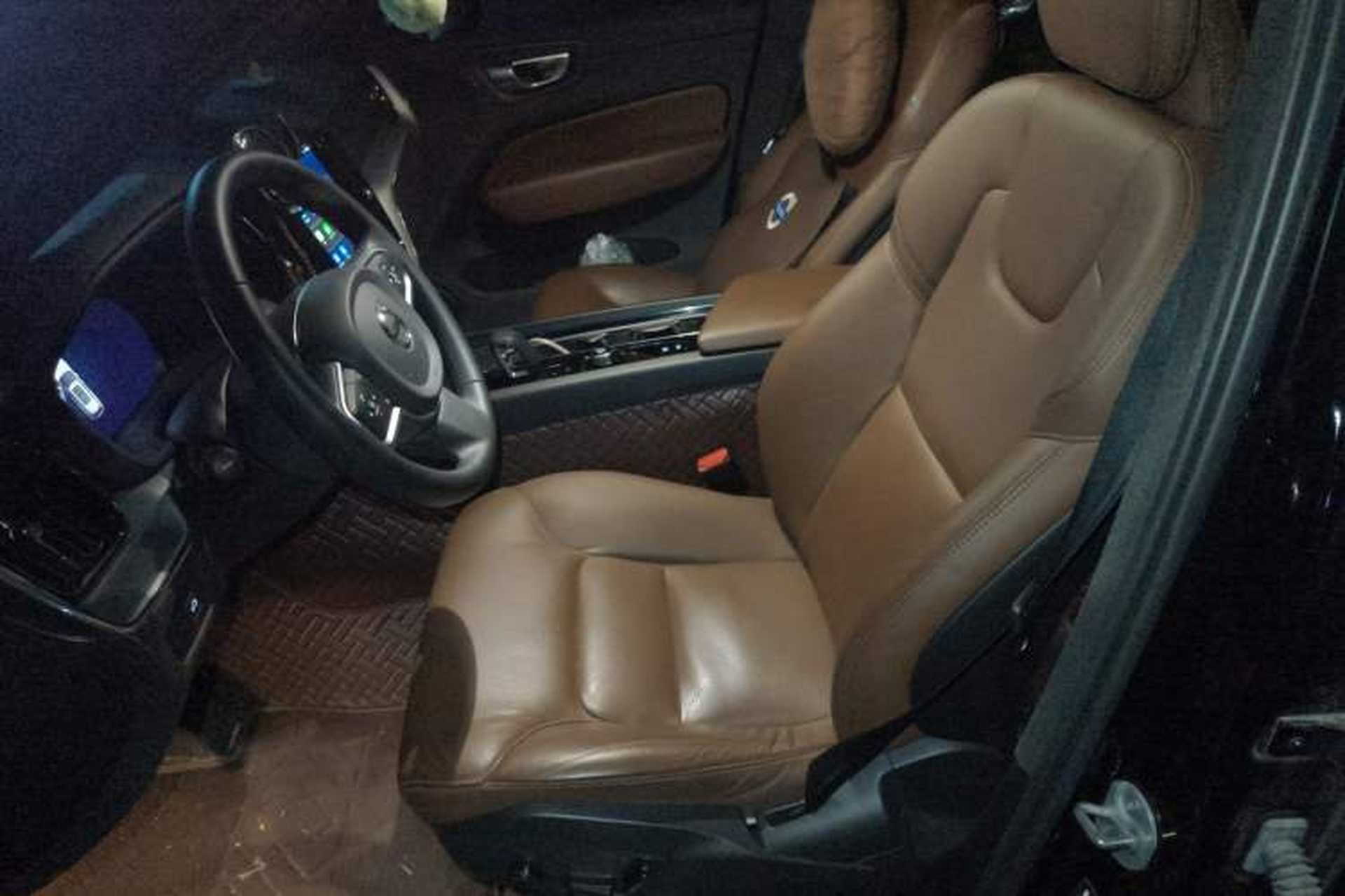 Used Volvo XC60 2024 B5 4x4 Smart Luxury Edition Left Front Seat