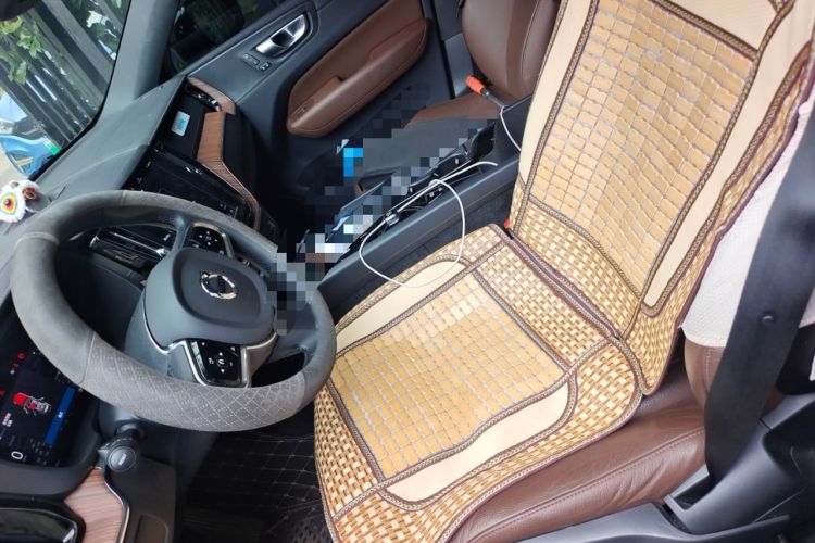 Used Volvo XC60 2024 B5 4x4 Smart Luxury Edition Left Front Seat