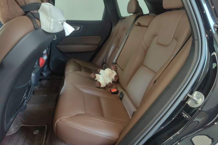 Used Volvo XC60 2024 B5 4x4 Smart Luxury Edition Left Rear Seat
