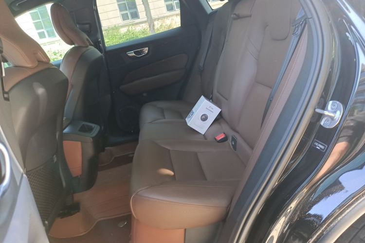 Used Volvo XC60 2024 B5 4x4 Smart Luxury Edition Left Rear Seat
