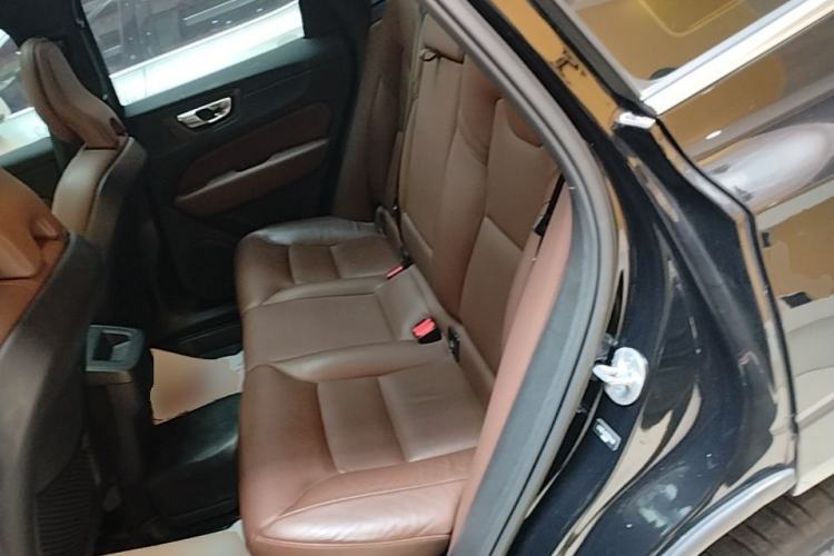 Used Volvo XC60 2024 B5 4x4 Smart Luxury Edition Left Rear Seat
