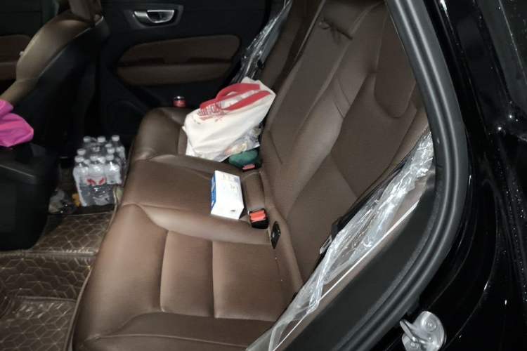 Used Volvo XC60 2024 B5 4x4 Smart Luxury Edition Left Rear Seat
