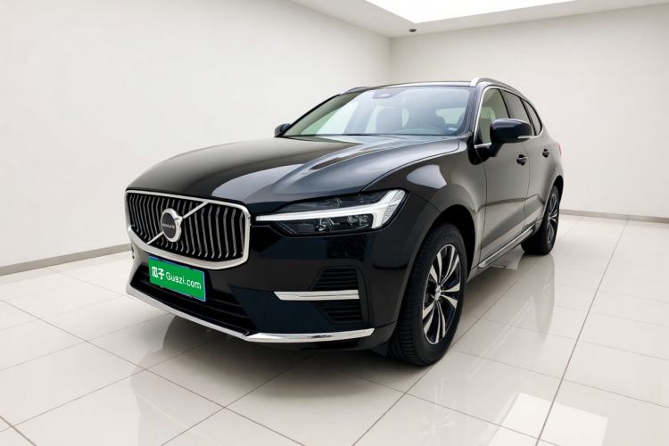 Volvo XC60 2024 B5 4x4 Smart Luxury Edition - Smart Comfort