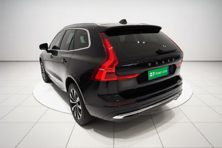 Used Volvo XC60 2024 B5 4x4 Smart Luxury Edition Rear Left 45 Deg