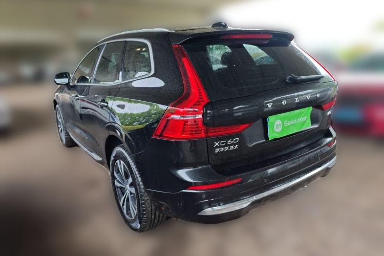 Used Volvo XC60 2024 B5 4x4 Smart Luxury Edition Rear Left 45 Deg