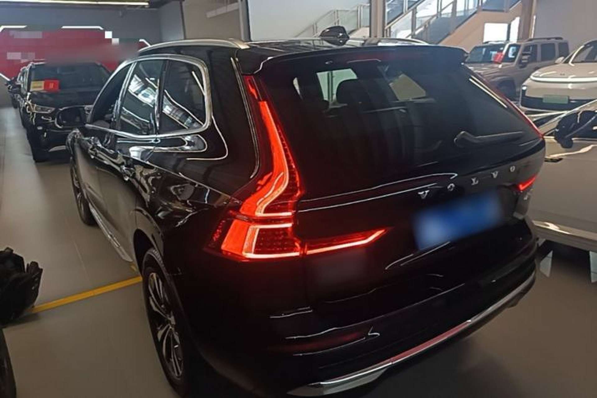 Used Volvo XC60 2024 B5 4x4 Smart Luxury Edition Rear Left 45 Deg