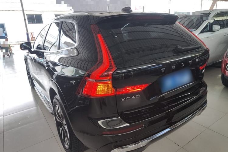 Used Volvo XC60 2024 B5 4x4 Smart Luxury Edition Rear Left 45 Deg