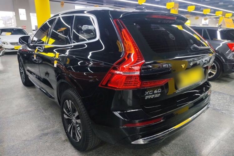 Used Volvo XC60 2024 B5 4x4 Smart Luxury Edition Rear Left 45 Deg