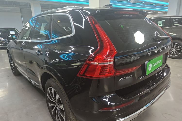 Used Volvo XC60 2024 B5 4x4 Smart Luxury Edition Rear Left 45 Deg