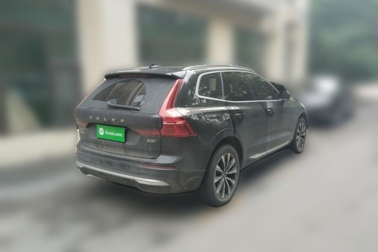 Used Volvo XC60 2024 B5 4x4 Smart Luxury Edition Rear Right 45 Deg