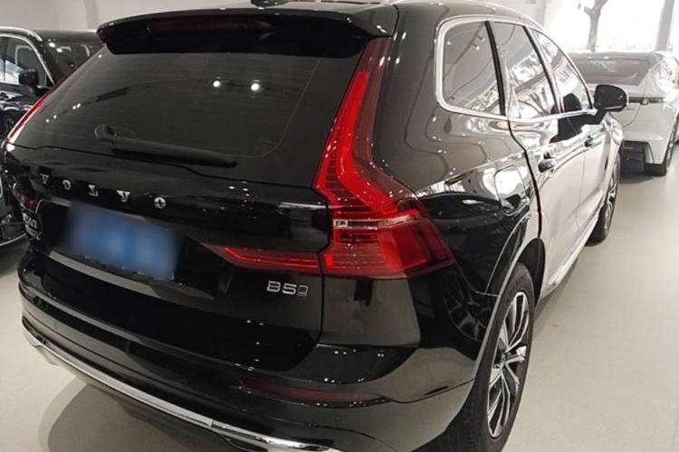 Used Volvo XC60 2024 B5 4x4 Smart Luxury Edition Rear Right 45 Deg