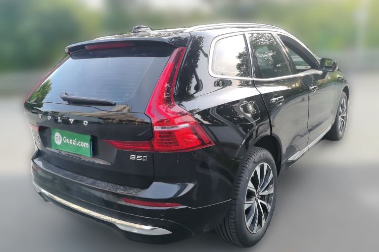 Used Volvo XC60 2024 B5 4x4 Smart Luxury Edition Rear Right 45 Deg