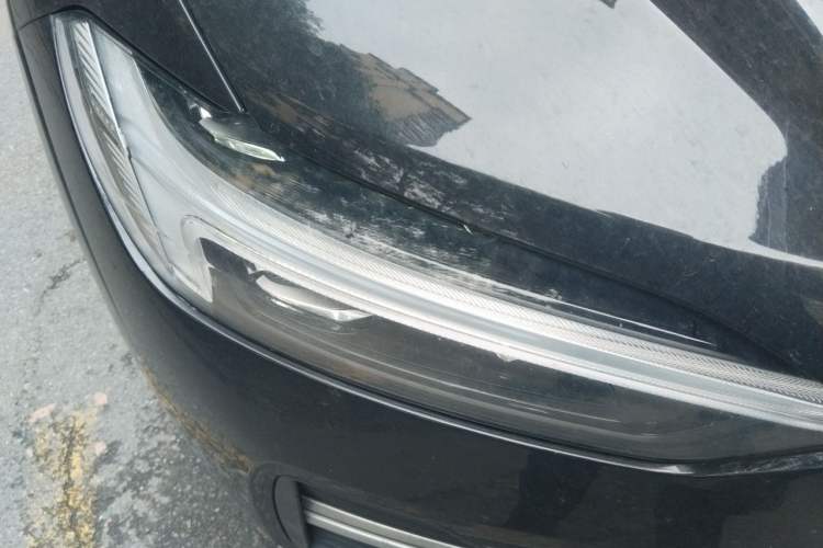 Used Volvo XC60 2024 B5 4x4 Smart Luxury Edition Right Front Headlight
