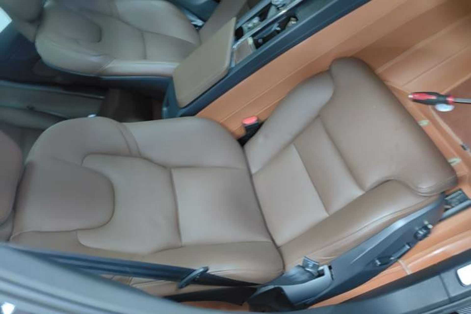 Used Volvo XC60 2024 B5 4x4 Smart Luxury Edition Right Front Seat