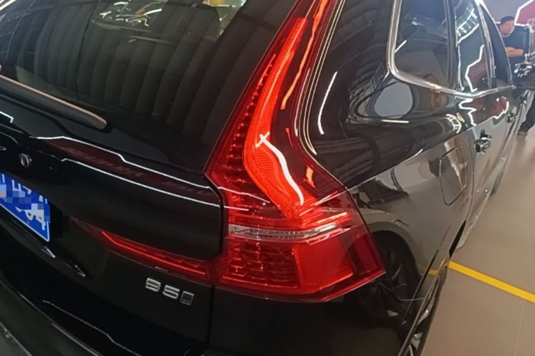Used Volvo XC60 2024 B5 4x4 Smart Luxury Edition Right Rear Taillight