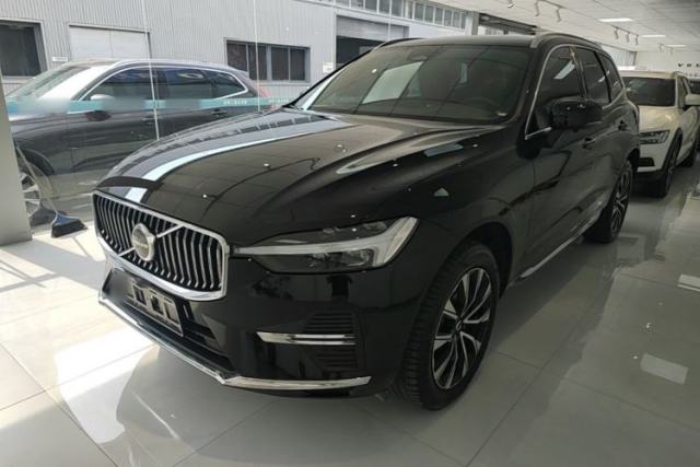 Used Volvo XC60 2024 B5 4x4 Smart Luxury Edition